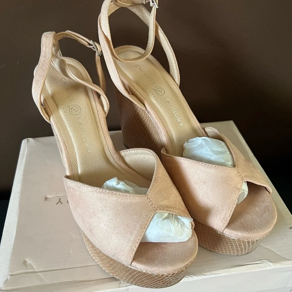 Chinese Laundry Women's Ankle Strap, Platform Wedge Sandal Sz 10M